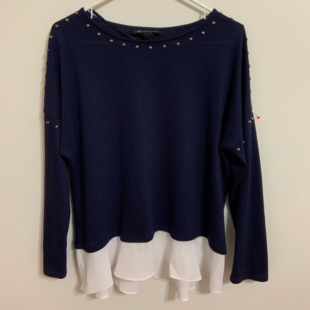 ADORABLE LAYERED SWEATER!! SIZE L